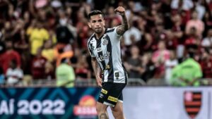 Carabajal comemora seu primeiro gol pelo Santos e boa adaptação ao futebol brasileiro - Ivan Storti / Santos FC