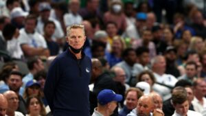 Steve Kerr, técnico do Warriors na NBA - Getty Images