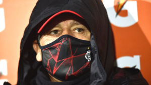 Renato Gaúcho, treinador do Flamengo, no banco de reservas do time durante a Libertadores - GettyImages