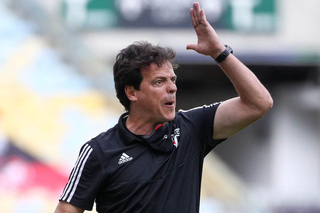 Além de Nenê, Fernando Diniz falou sobre a arbitragem do jogo do Vasco - GettyImages