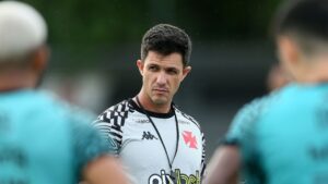 Barbieri avalia início de trabalho no Vasco - Daniel Ramalho / Vasco