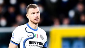 Inter de Milão contou com gol de Dzeko para vencer - GettyImages