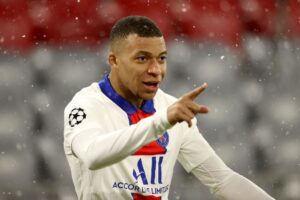 Mbappé marcou dois gols e ajudou o PSG a garantir vaga na final da Copa da França - GettyImages
