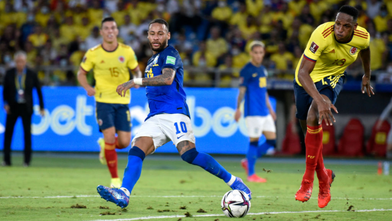 Neymar foi o jogador que mais perdeu a bola e errou passes no empate com a Colômbia; veja números - GettyImages