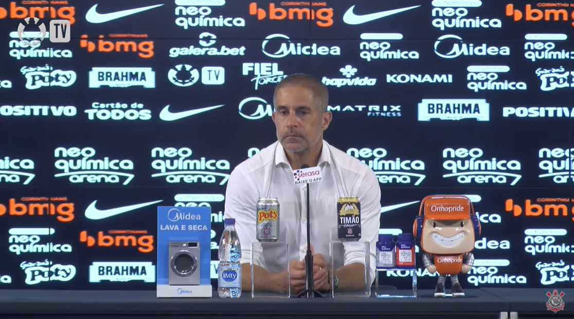 Sylvinho comenta atuação do Corinthians diante do Flamengo - Transmissão Corinthians TV