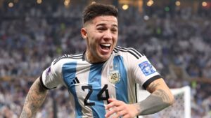 Chelsea acerta a contratação de Enzo Fernández - Getty Images