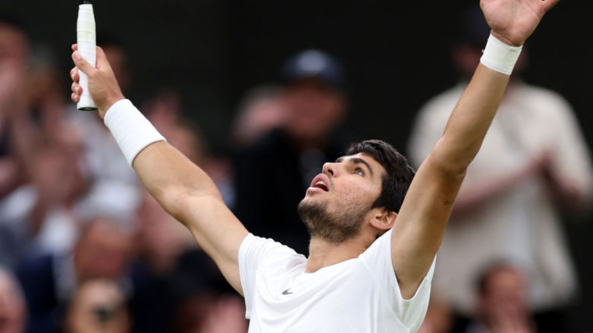 Djokovic quer fazer história em Wimbledon, mas vai precisar vencer Alcaraz e o espanhol não parece muito disposto a perder - GettyImages