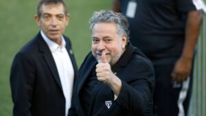 Presidente do São Paulo indica saída de James - Getty Images
