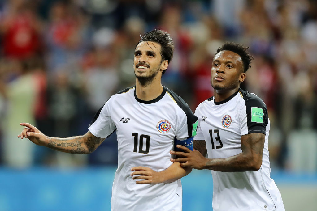 Bryan Ruiz teve passagem apagada pelo Santos, porém Peixe deve salários ao atleta - GettyImages