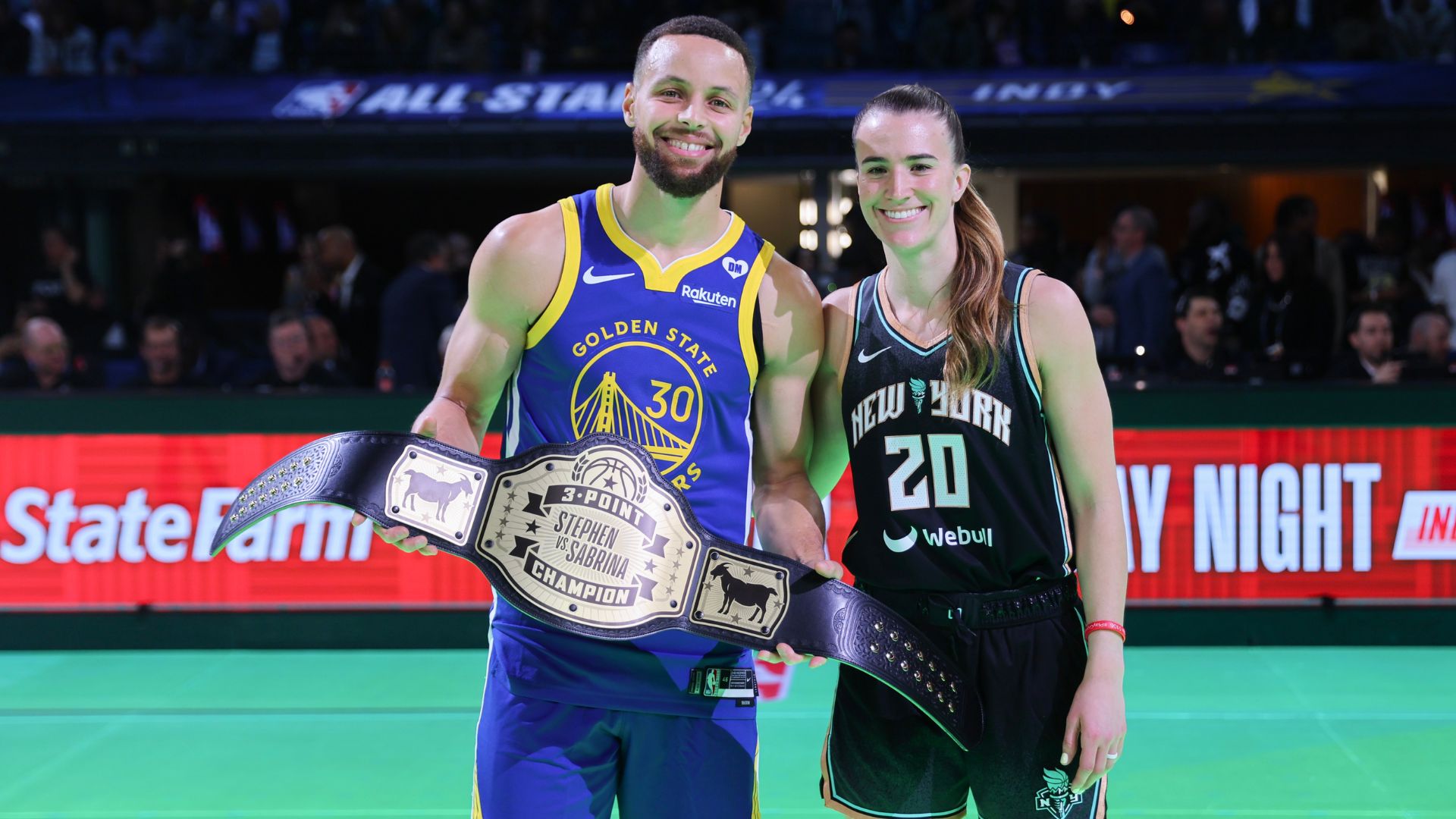 Curry vence torneio de três pontos contra Sabrina Ionescu - Getty Images