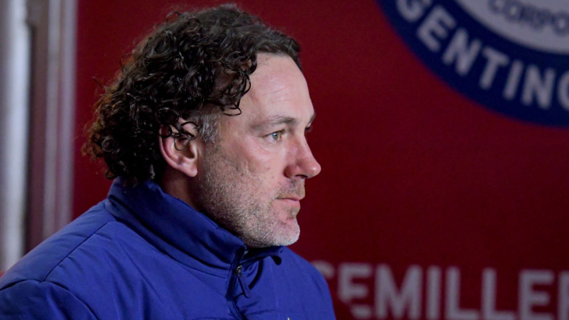 Gabriel Milito respondeu a cobrança do torcedor - GettyImages