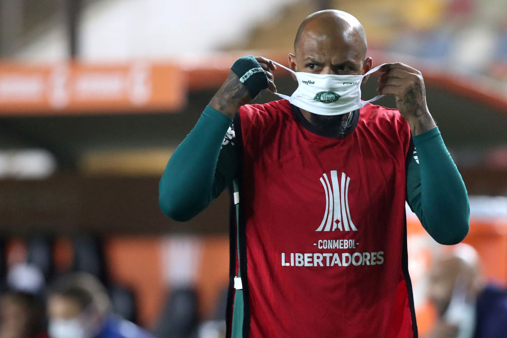 Felipe Melo ainda vive resquícios da briga ocorrida entre Palmeiras e Peñarol - GettyImages