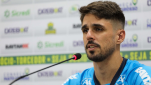 Rafael Gava é jogador do Cuiabá - AssCom Dourado / Flickr