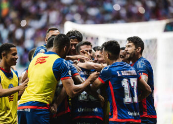 Everton Ribeiro e Luciano Juba fizeram os gols do jogo - EC Bahia/Leticia Martins