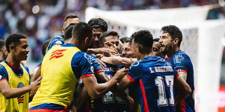Everton Ribeiro e Luciano Juba fizeram os gols do jogo - EC Bahia/Leticia Martins