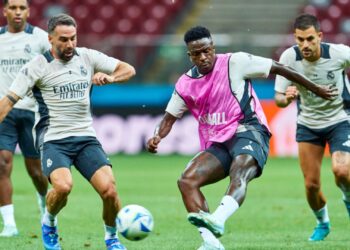 Nesta quarta-feira (14), em Varsóvia, o Real Madrid inicia a temporada mais longa de sua história, marcada por 72 partidas, sete títulos em disputa e quase 11 meses de competição.