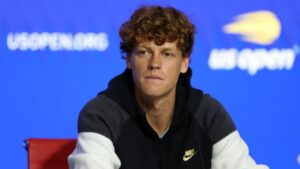 Jannik Sinner, tenista número um do mundo, se pronunciou pela primeira vez após divulgação de falha no teste antidoping duas vezes, durante o Indian Wells, em março deste ano.