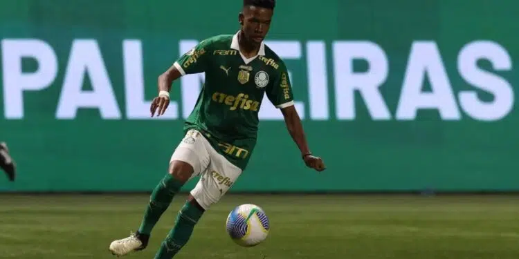 Apesar da derrota do Palmeiras para o Botafogo no jogo de ida das oitavas de final da CONMEBOL Libertadores, o jovem Estêvão mantém a confiança na classificação do Verdão no Allianz Parque.
