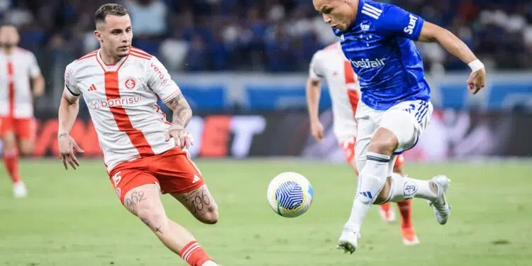 Nesta quarta-feira (28), o Cruzeiro recebeu, no Mineirão, o Internacional pela partida atrasada da 5ª rodada do Campeonato Brasileiro 2024.