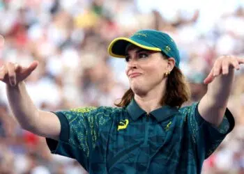 A b-girl Nathana Vieira Venâncio, conhecida como Nathana no cenário do breaking, manifestou apoio à australiana Rachael Gunn, a Raygun, que virou alvo de memes por causa de seus movimentos inovadores nos Jogos Olímpicos de Paris.