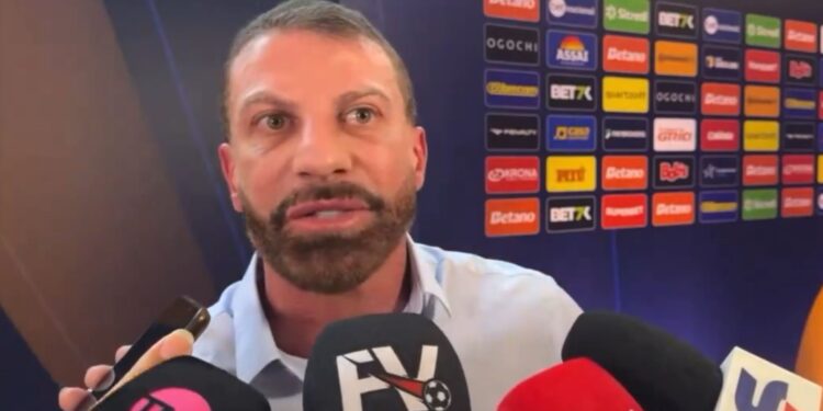 No dia em que o Vasco da Gama celebrou seus 126 anos, o presidente Pedrinho participou de uma série de compromissos em São Januário.