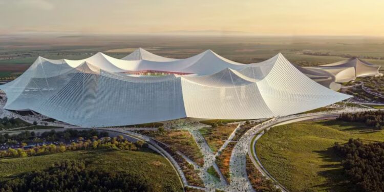 Os escritórios de arquitetura Oualalou+Choi e Populous revelaram as novas imagens do Grand Stade Hassan II, em Marrocos, um projeto ambicioso que promete ser "o maior estádio de futebol do mundo".