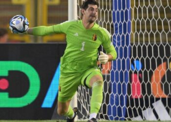 Thibaut Courtois, um dos principais goleiros do futebol mundial, utilizou suas redes sociais para anunciar o fim de sua trajetória na seleção belga.