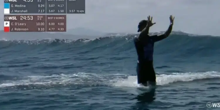 Gabriel Medina, atual 7º colocado no ranking mundial, avançou com sucesso para as quartas de final da etapa de Fiji, mantendo viva sua luta para entrar no top 5.