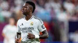 Vini Jr. pode se tornar o atleta mais bem pago do mundo caso aceite deixar o Real Madrid para se juntar ao Al-Ahli.