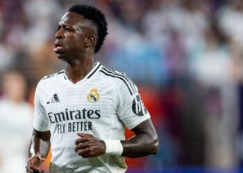 Vini Jr. pode se tornar o atleta mais bem pago do mundo caso aceite deixar o Real Madrid para se juntar ao Al-Ahli.