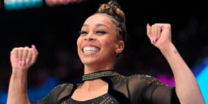 A ginasta Lorrane Oliveira revelou gostar de se maquiar para suas performances (Foto: Reprodução/Instagram)