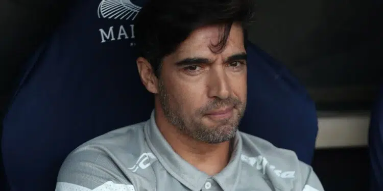 Abel Ferreira é técnico do Palmeiras há quase quatro anos