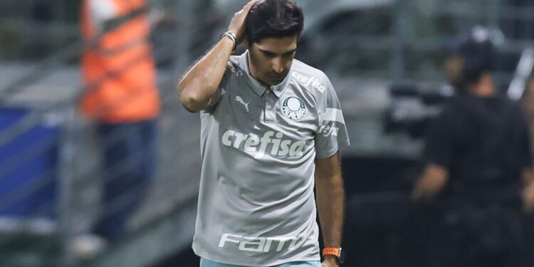 Abel Ferreira comenta eliminação do Palmeiras