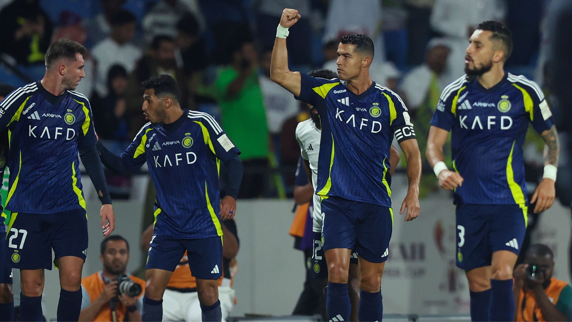 Time do Al-Nassr comemorando gol na Supercopa Saudita (Crédito: Getty Images)