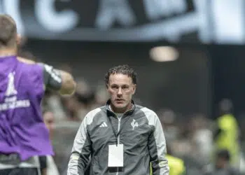 Milito comemora classificação na Libertadores