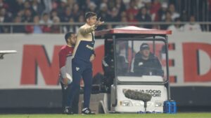 Auxiliar do São Paulo vê time vivo na Copa do Brasil