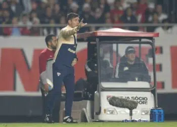 Auxiliar do São Paulo vê time vivo na Copa do Brasil