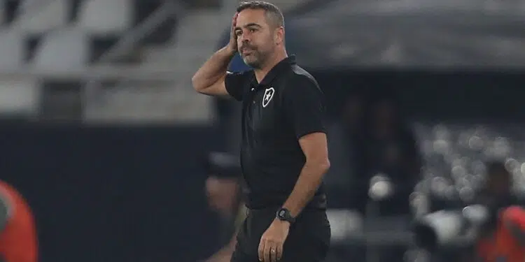 Artur Jorge, técnico do Botafogo (Créditos: Getty Images)