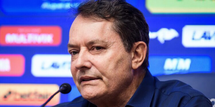 Dono da SAF do Cruzeiro se desculpa com técnico (Crédito: Flickr Cruzeiro / Gustavo Aleixo)