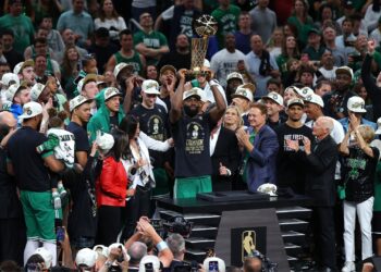 Boston Celtics comemorando o título da última temporada da NBA