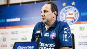 Ceni comemora triunfo do Bahia no Brasileirão