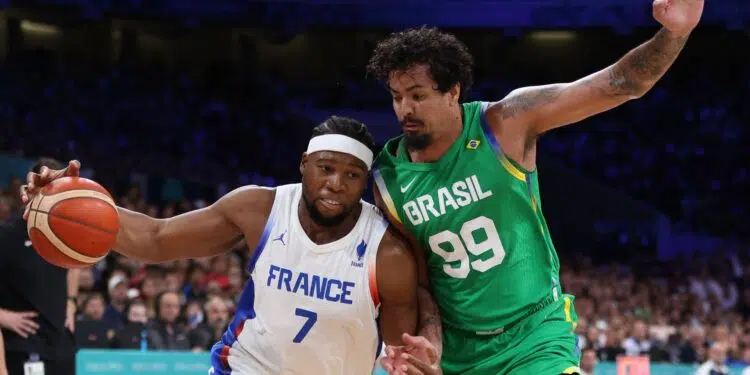 Brasil perde para a França no basquete masculino (Crédito: Getty Images)