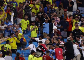 Conmebol anuncia punição de uruguaios