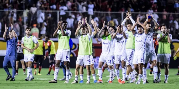 Cruzeiro empata com o Vitória no Brasileirão