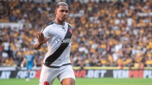 David comemorando gol marcado contra o Criciúma (Crédito: Leandro Amorim / Vasco)