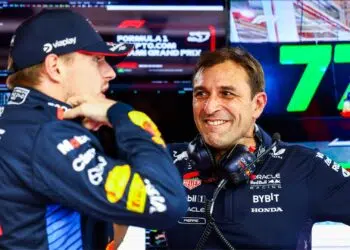 Diretor da RBR compara Verstappen com lendas