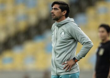 Abel Ferreira lamenta momento e admite superioridade do adversário (Crédito: Getty Images)