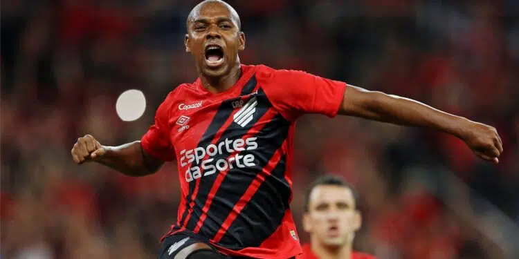Fernandinho, do Athletico-PR