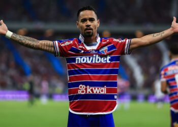 Yago Pikachu comemorando gol pelo Fortaleza (Crédito: Getty Images)