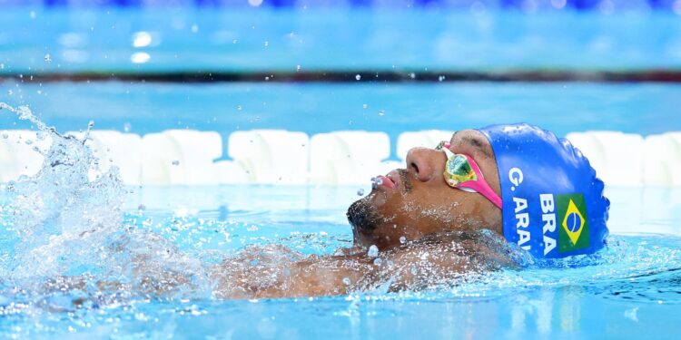 Gabrielzinho se classifica em primeiro à final em Paris